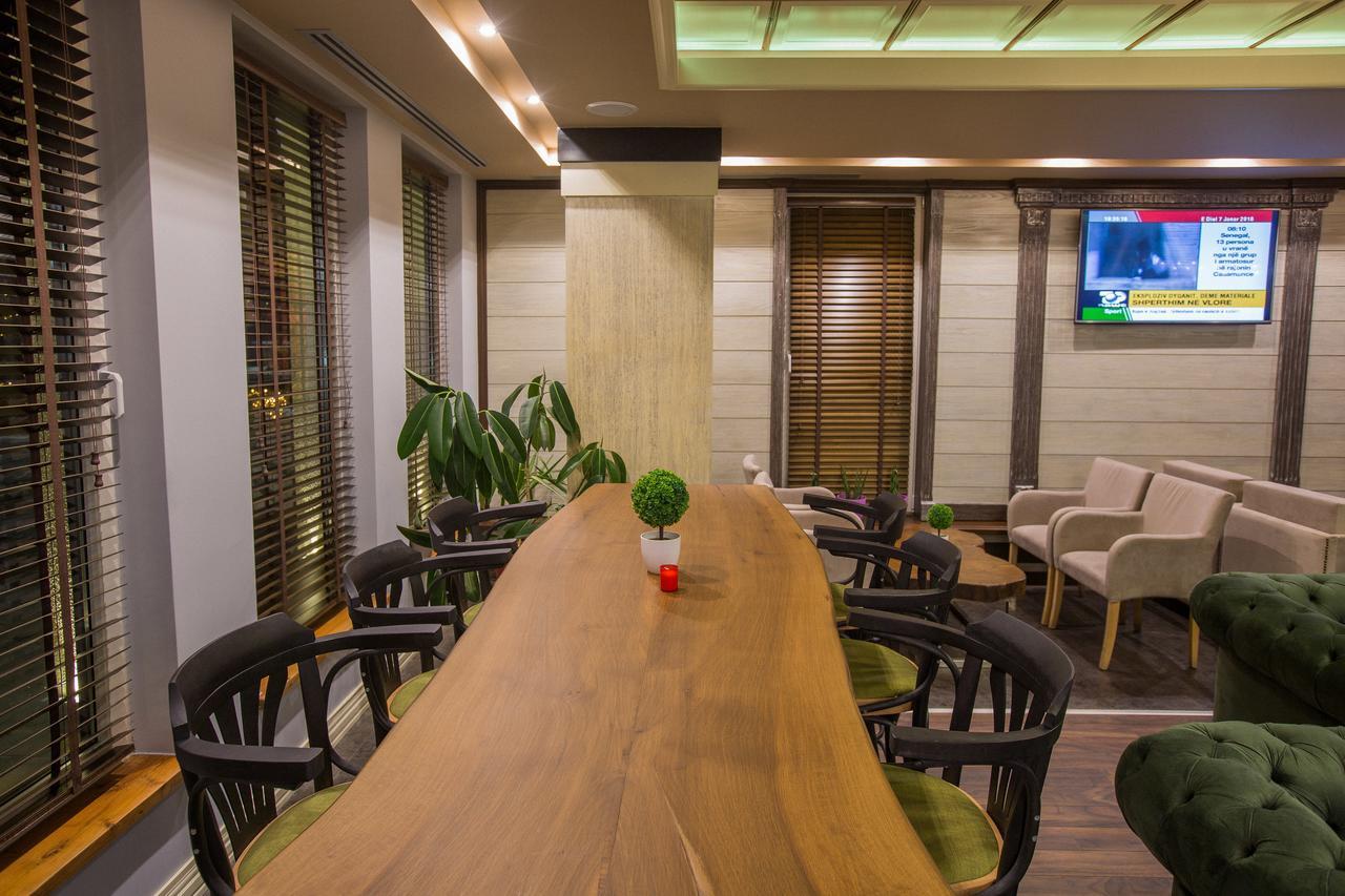 "L'Art De Vivre" Resort Korce Zimmer foto